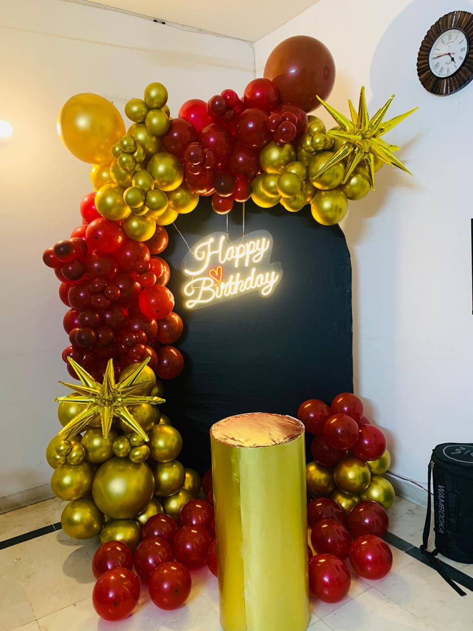 Royal Birthday Black & Gold Luxury Balloon Backdrop (Design #41) - Birthday Decorations in Gurugram