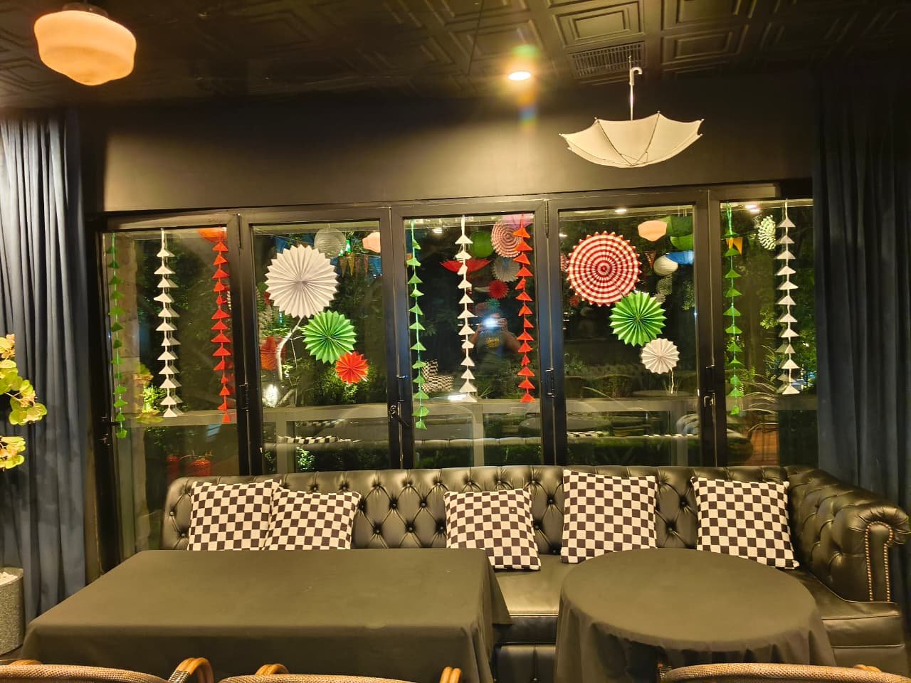 Corporate Milestone & Office Metallic Chrome Pillar Columns (Design #30) - Corporate & Business in Gurugram