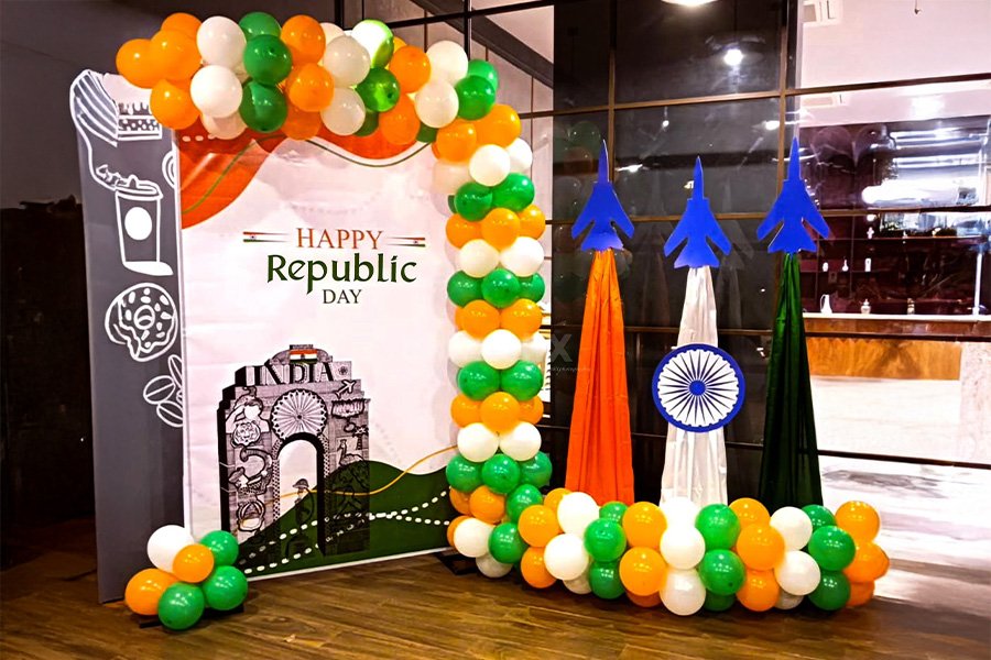 Patriotic Tri-Color Tricolor Saffron-White-Green Tri-Color Balloon Arch (Design #19) - Festivals in Gurugram